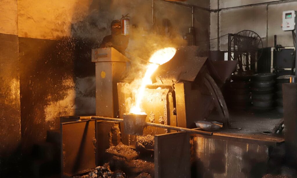 Materials Used in Manufacturing Cylinder Liners: A Comprehensive Overview